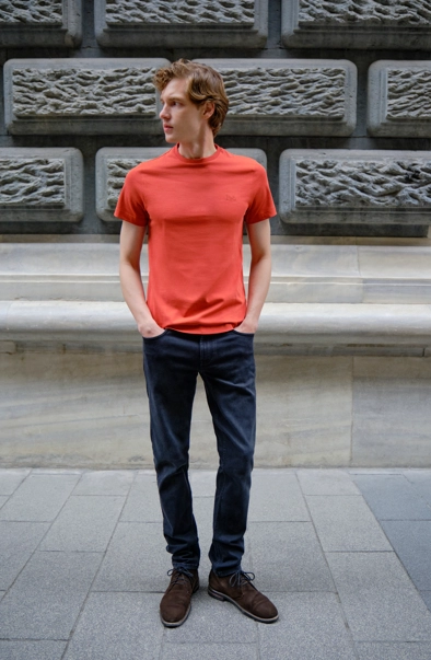 Rain | Red